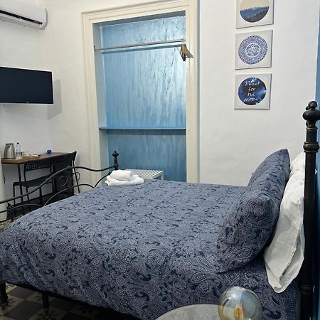 Il Teatro Rooms Aeroporto di Catania Fontana Rossa Esterno foto