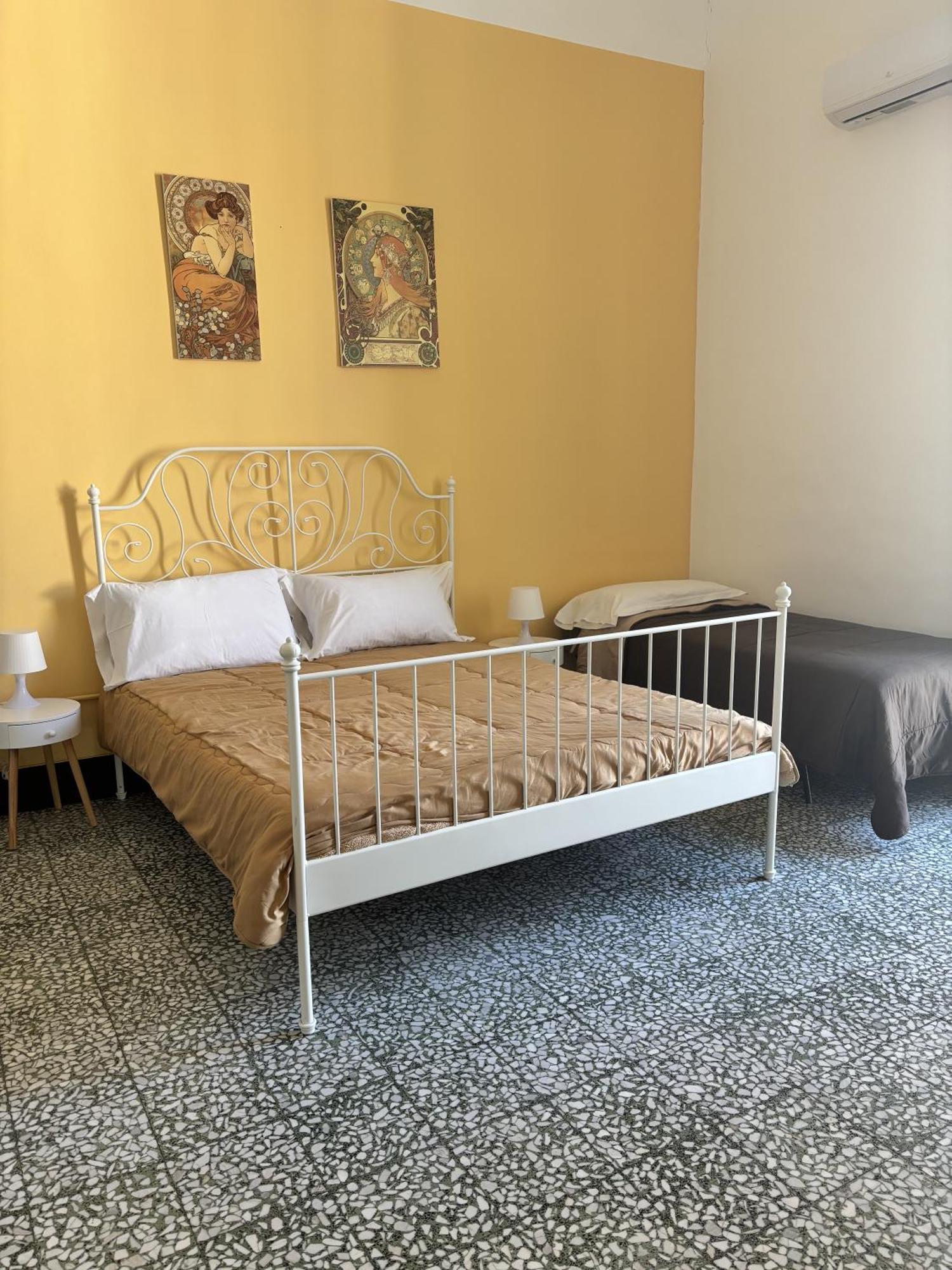 Il Teatro Rooms Aeroporto di Catania Fontana Rossa Esterno foto